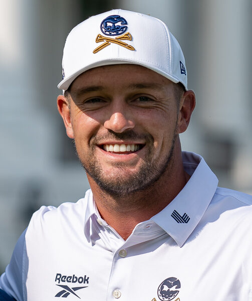 Bryson DeChambeau trekker seg tilbake mens LIVs fremtid blir mer uklar