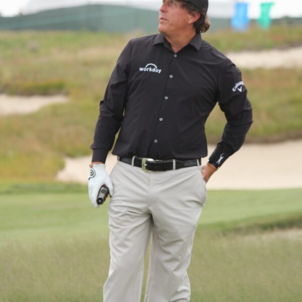 Mickelson trekker seg, Woods ute: Et felt i endring før PGA Championship